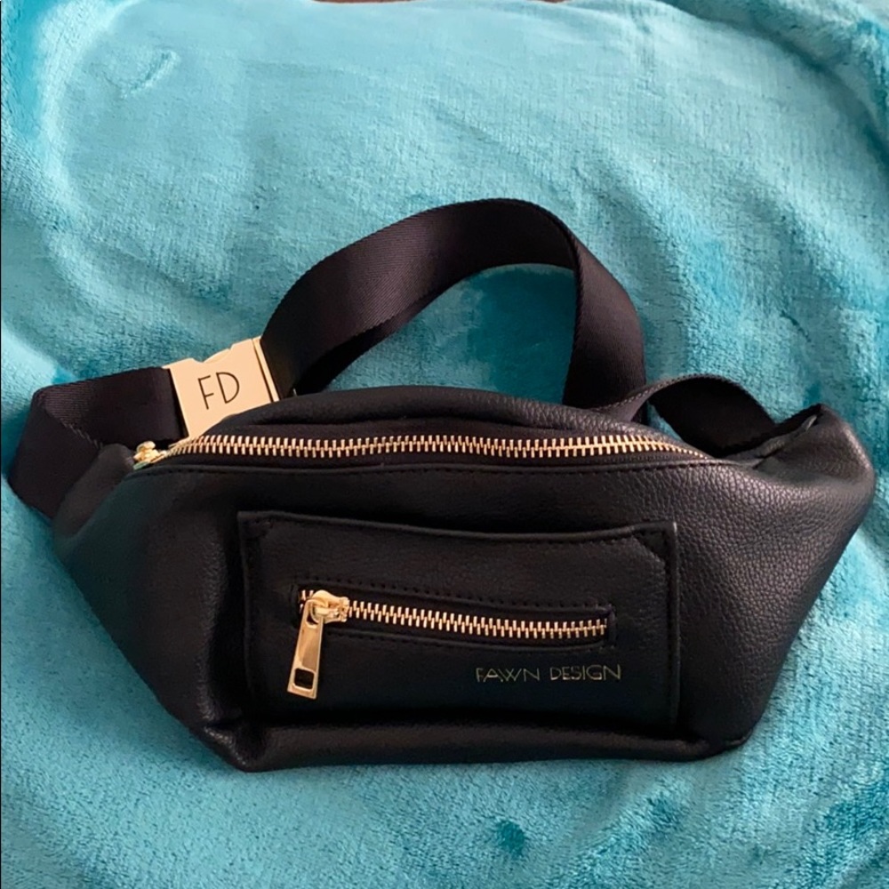 Fawn Design “Fawny Pack”